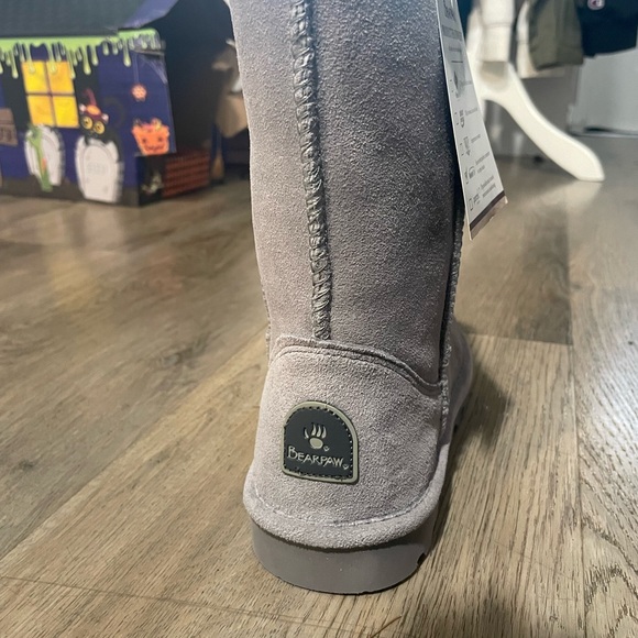 BearPaw Light Gray Shearling Boots - Picture 2 of 5